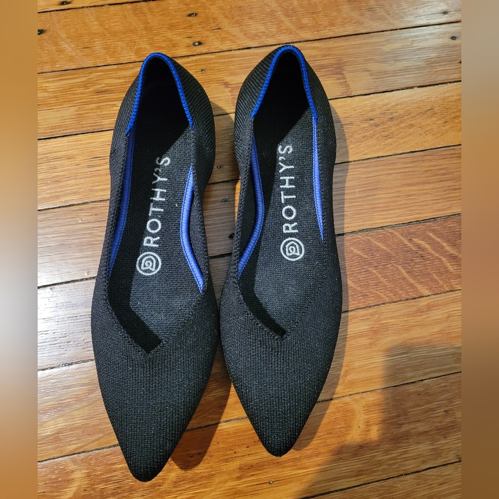 Rothy's "The Point" Black Solid, Size 6